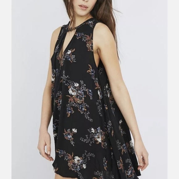 Free People Tree Black Floral Swing Dress Sold Out Online Size XS - Picture 1 of 5